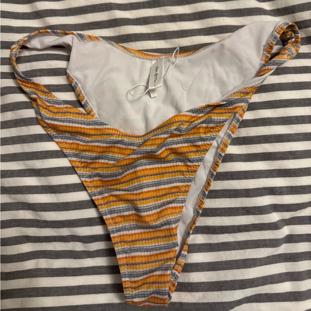 Heavy Manners high cut cheeky bottoms size L